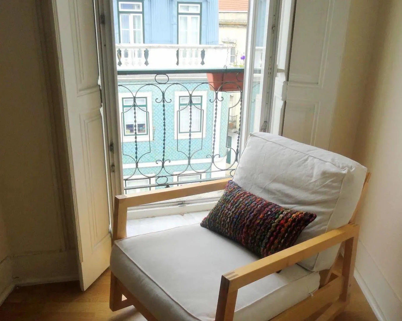 Lisbon Experience Apartments Principe Real 4*,