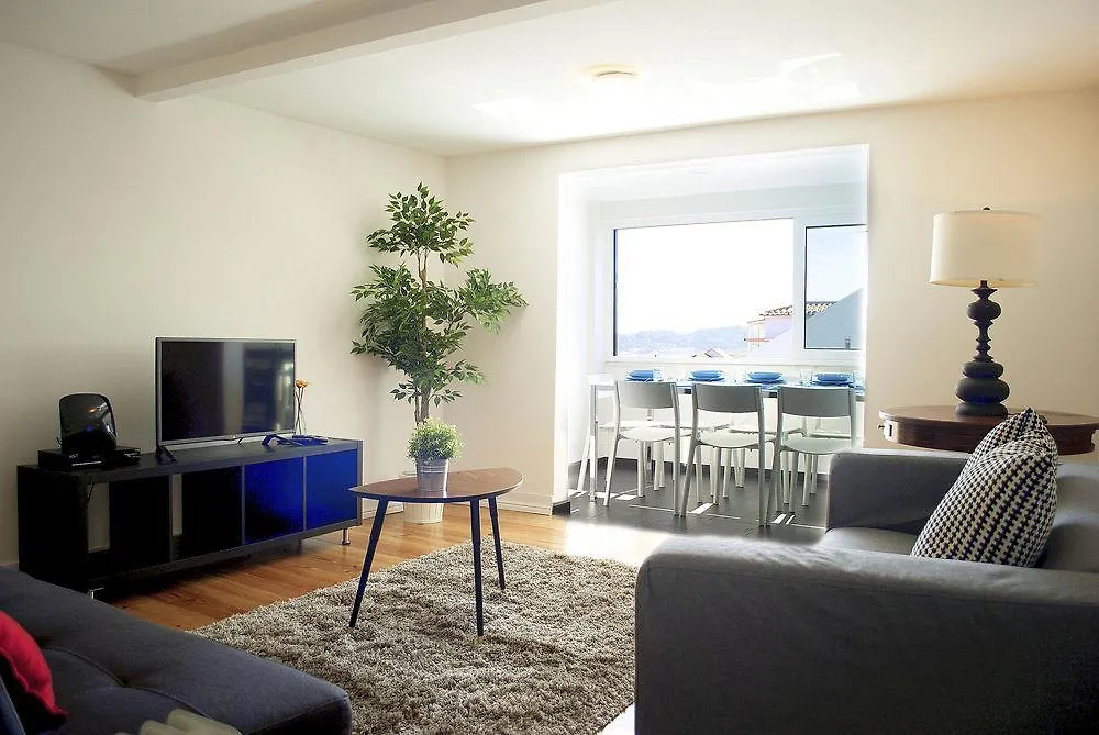 Lisbon Experience Apartments Principe Real 4*,