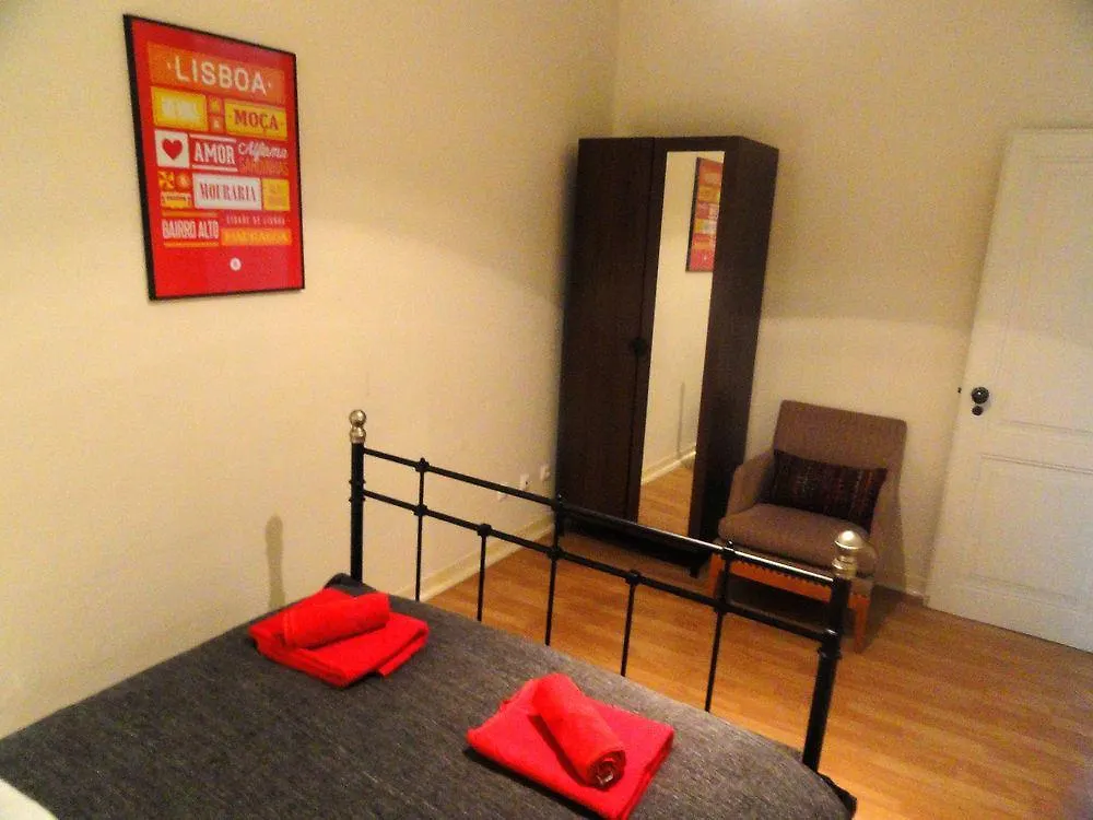 Lisbon Experience Apartments Principe Real 4*,